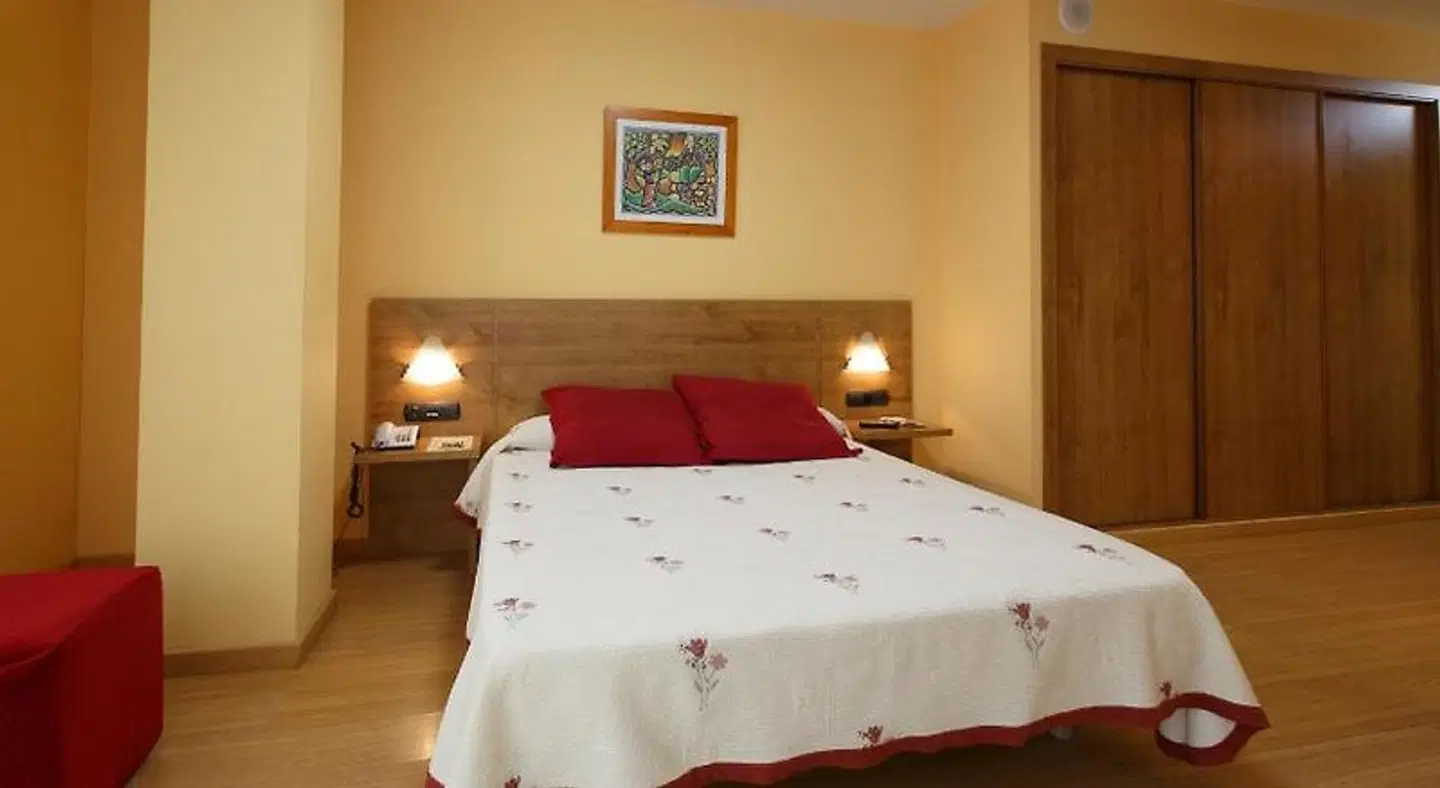Hotel Restaurante Pontiñas ROOM_EXAMPLE