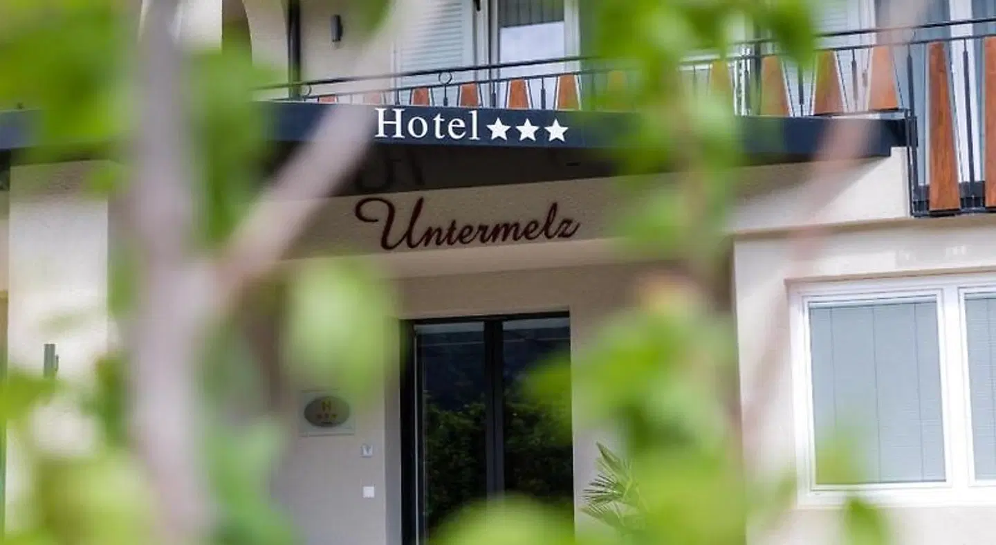 Hotel Untermelz EXTERIOR