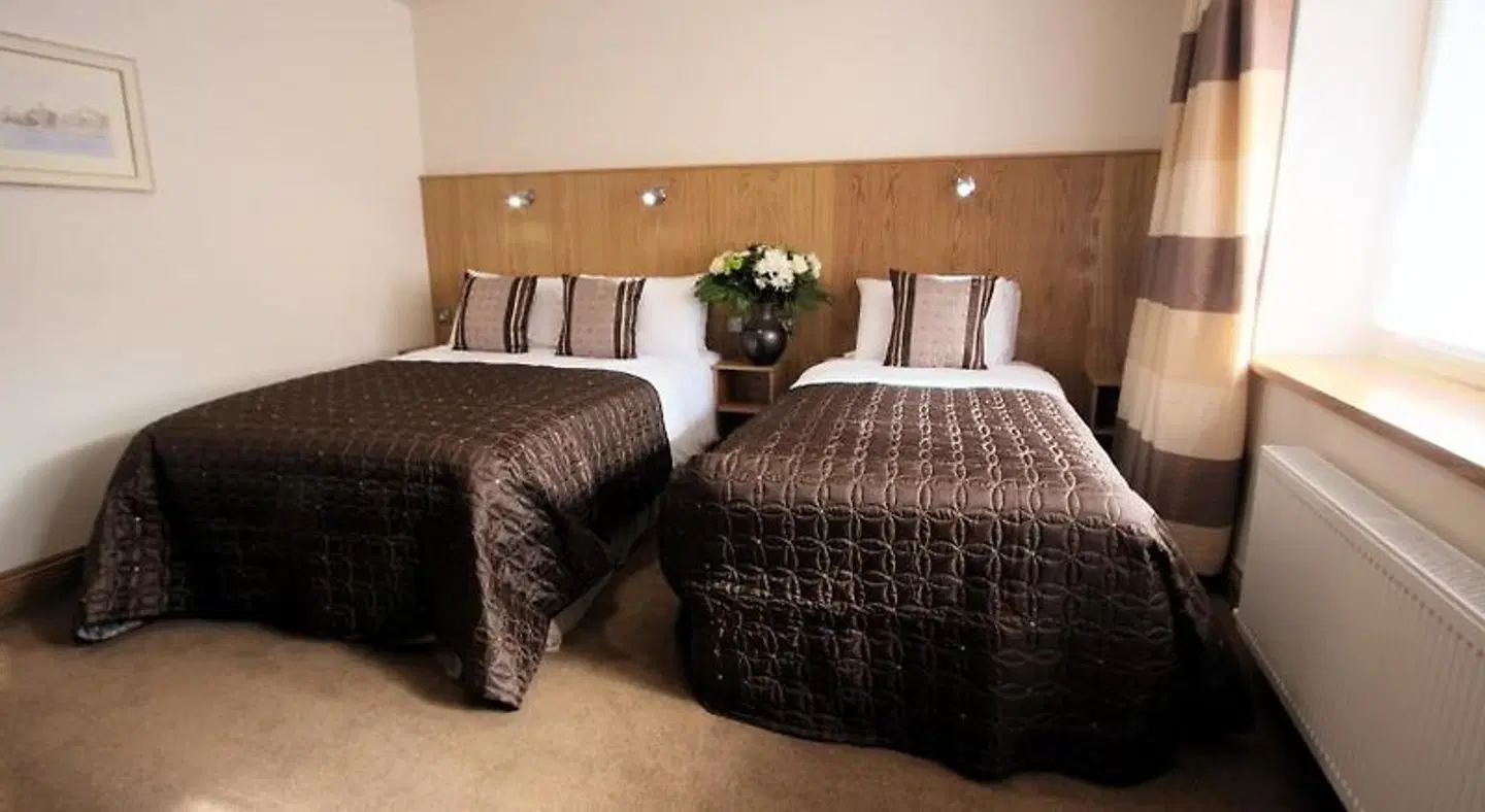 Blooms Hotel ROOM_EXAMPLE