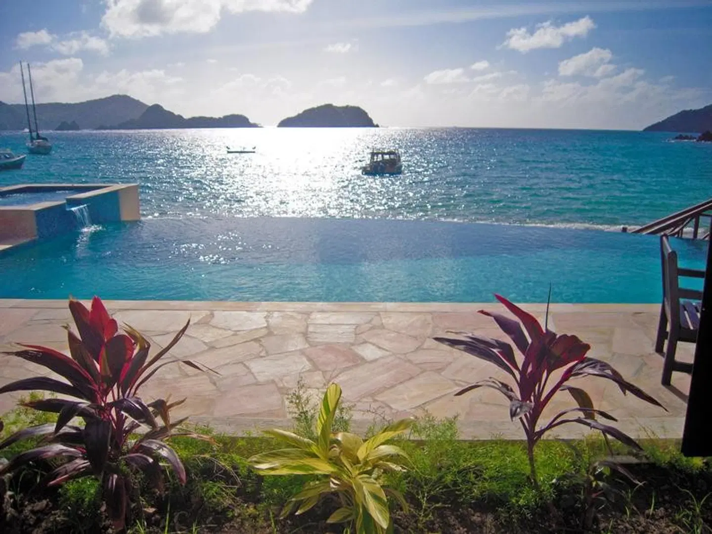 Blue Waters Inn SPORTS_AND_LEISURE