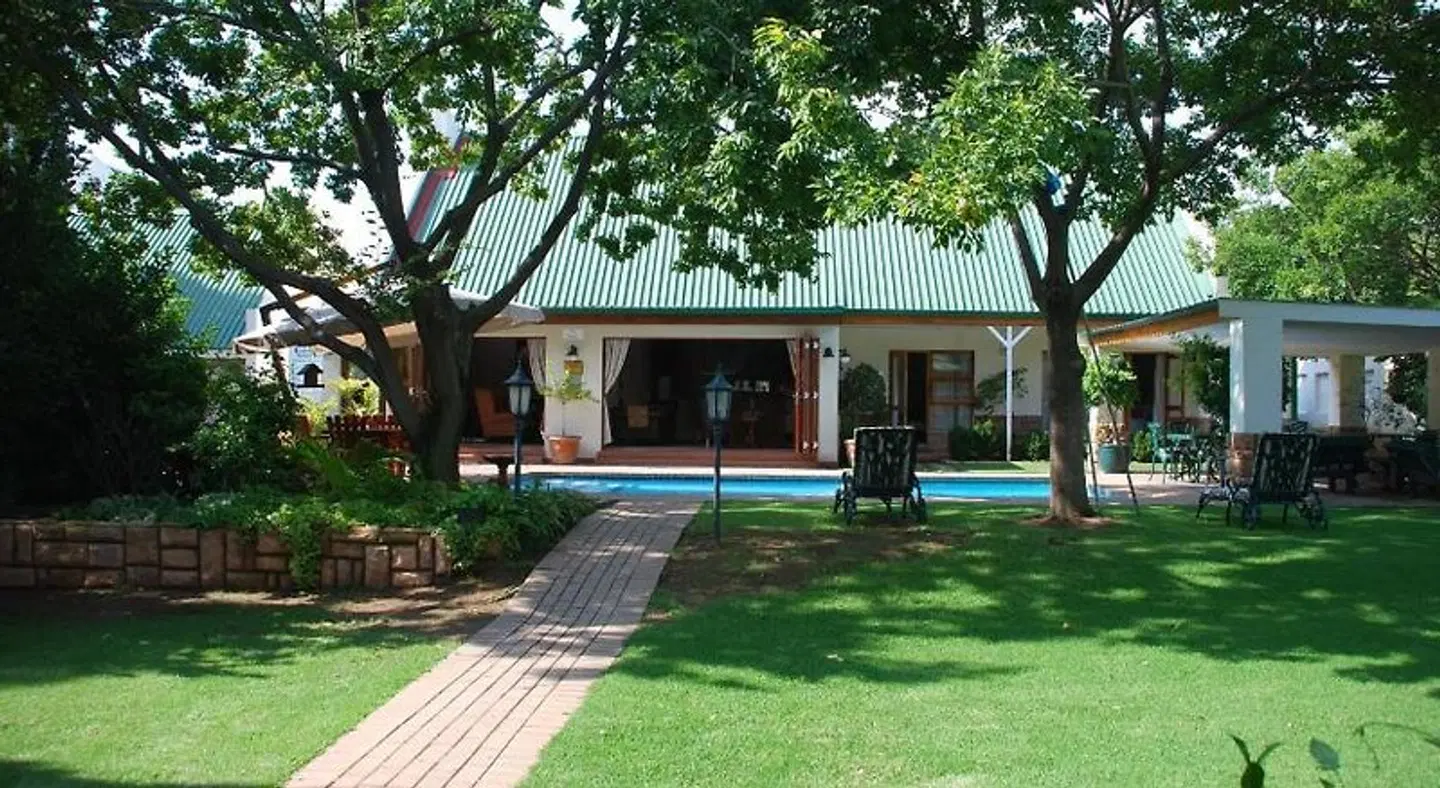 Sunninghill Guest Lodges Garten