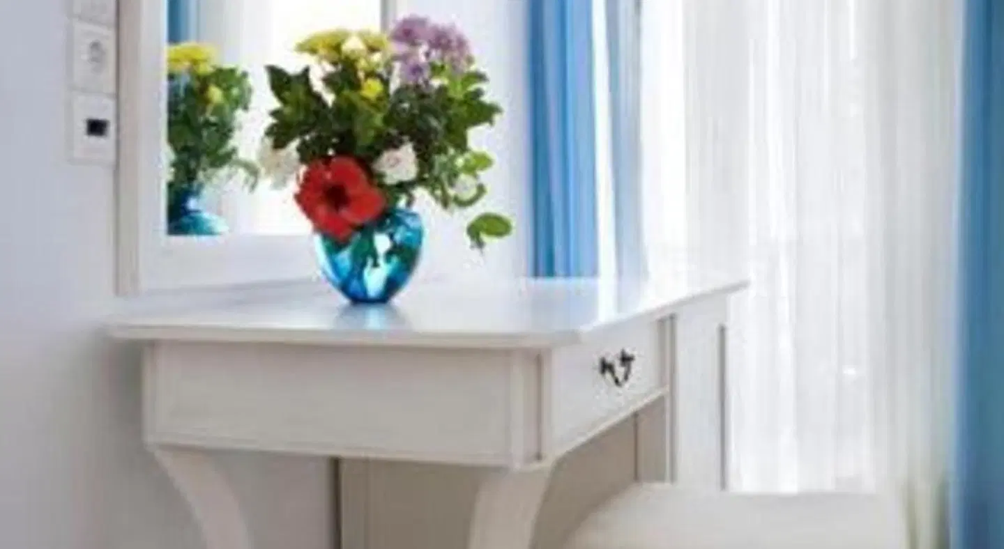 Kamari Hotel ROOM_EXAMPLE