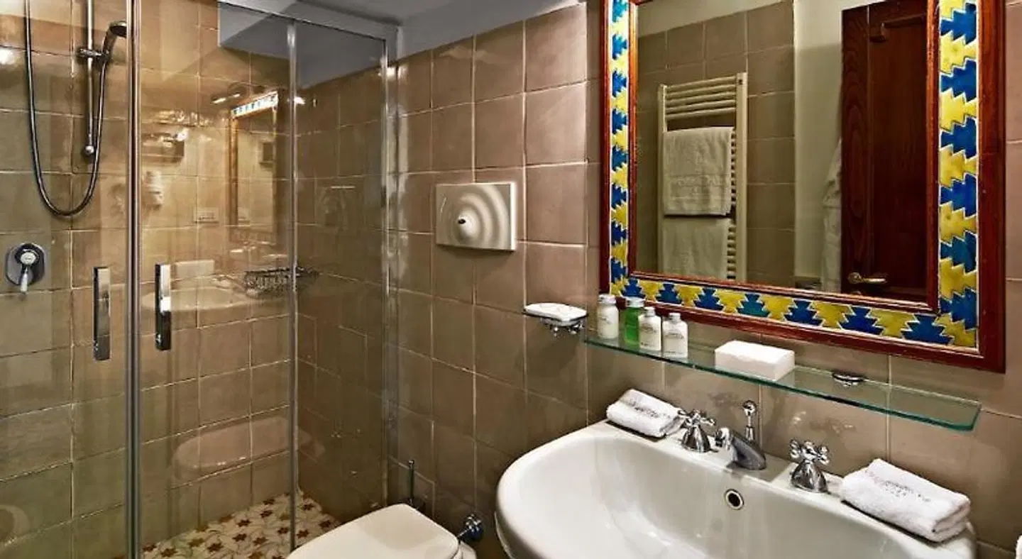 Villa Cimbrone Badezimmer