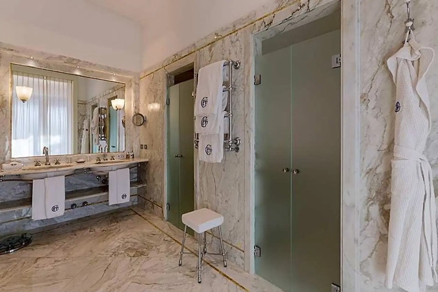 Grand Hotel Excelsior Vittoria Badezimmer