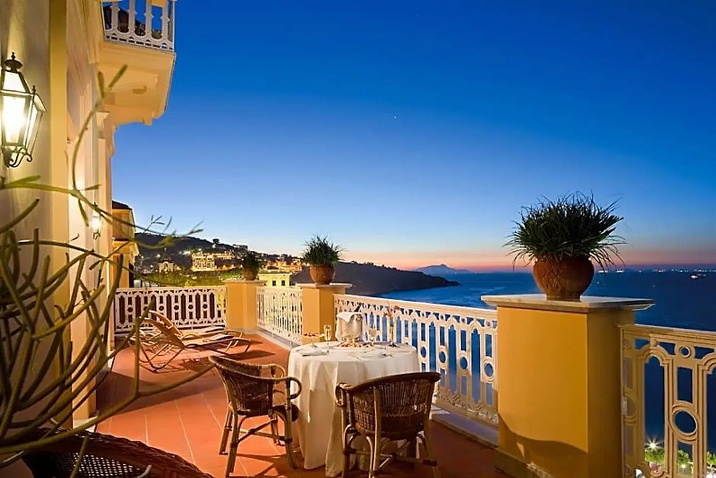 Grand Hotel Excelsior Vittoria Terrasse