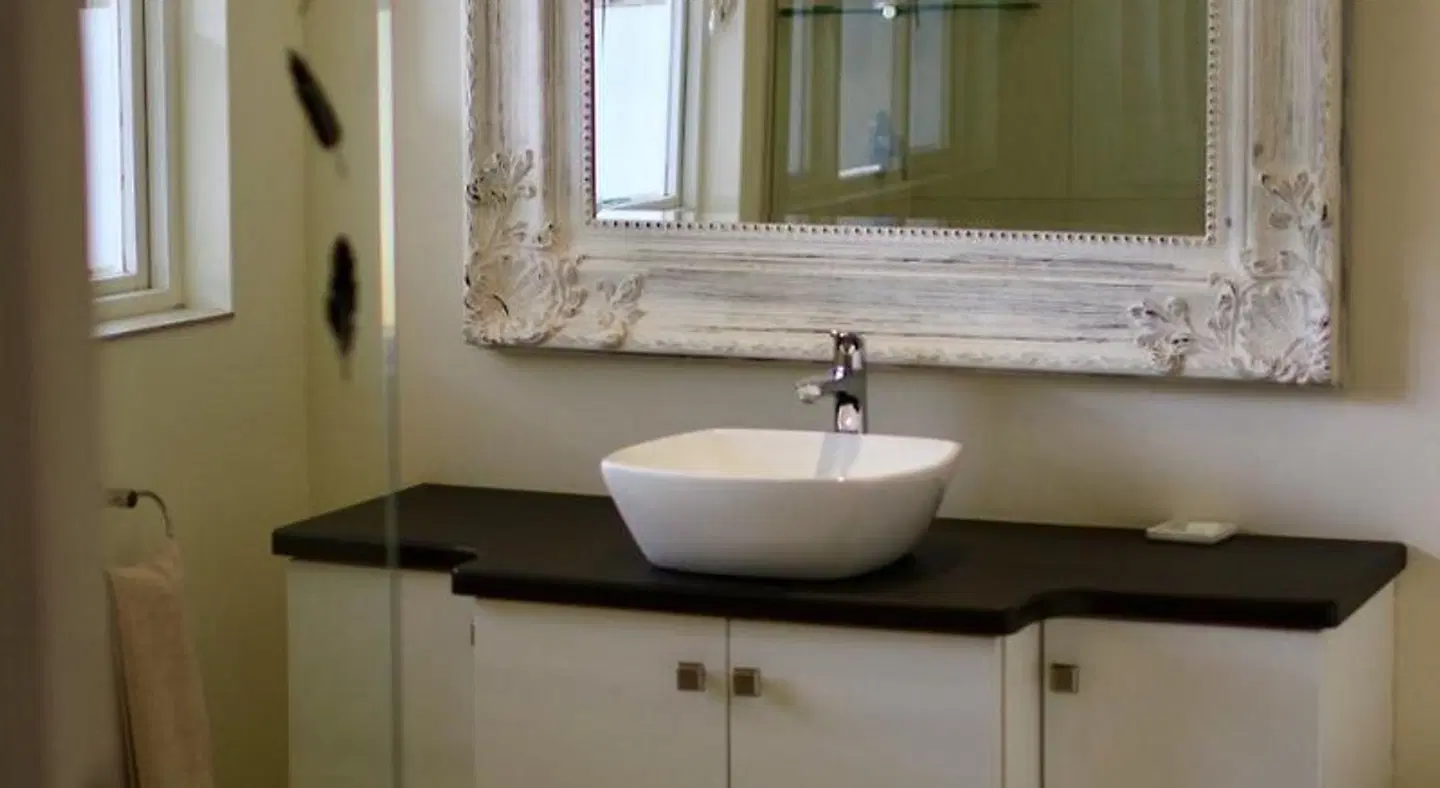 Melrose Place Guest Lodge Badezimmer