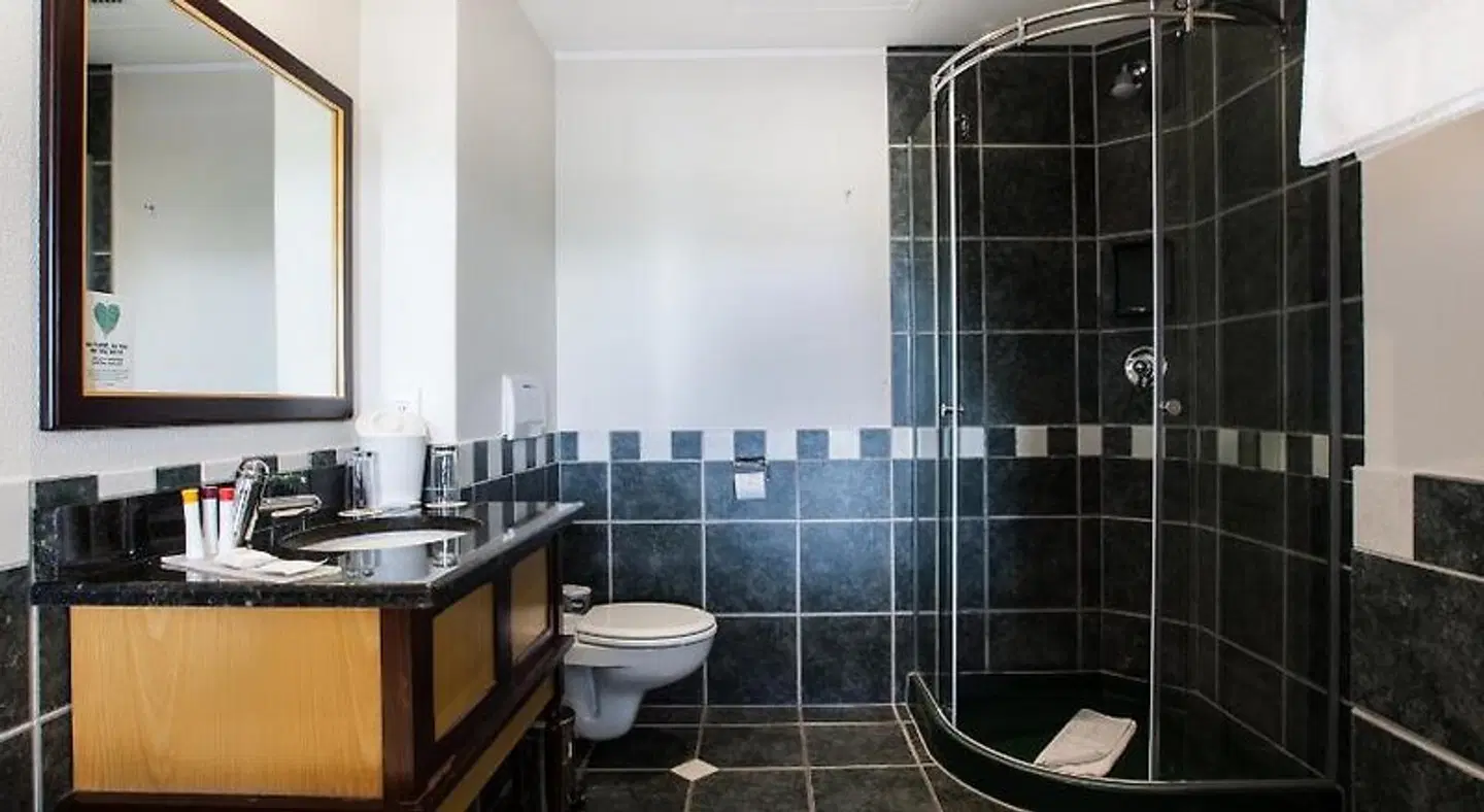 City Lodge Hotel Grandwest Cape Town Badezimmer