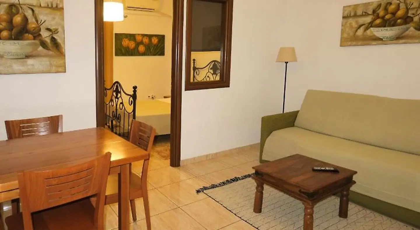 Kallisti Apartments ROOM_EXAMPLE