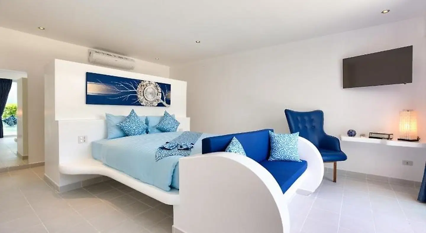 La Perle Luxury Boutique Hotel ROOM_EXAMPLE