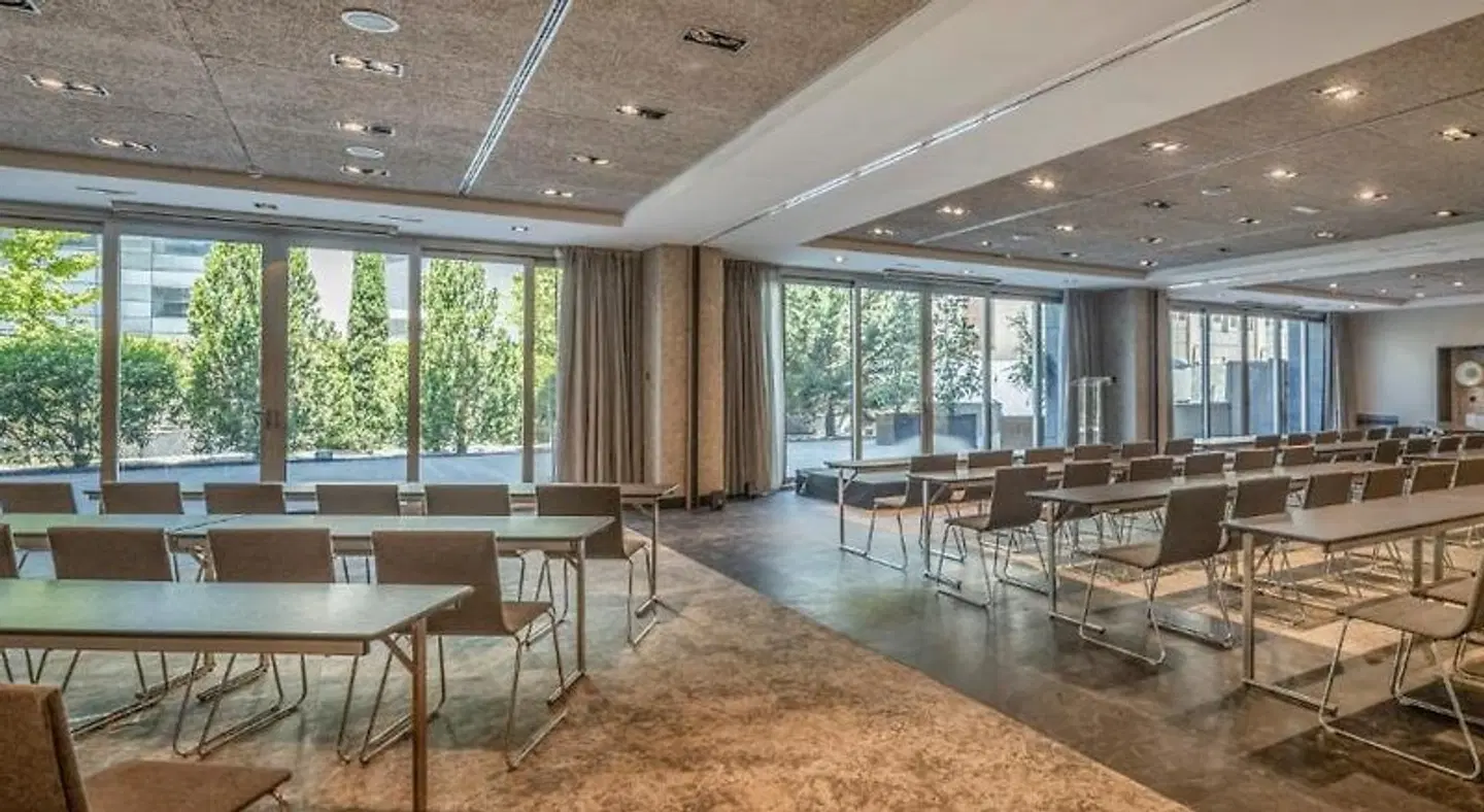 Hotel ILUNION Atrium Konferenz