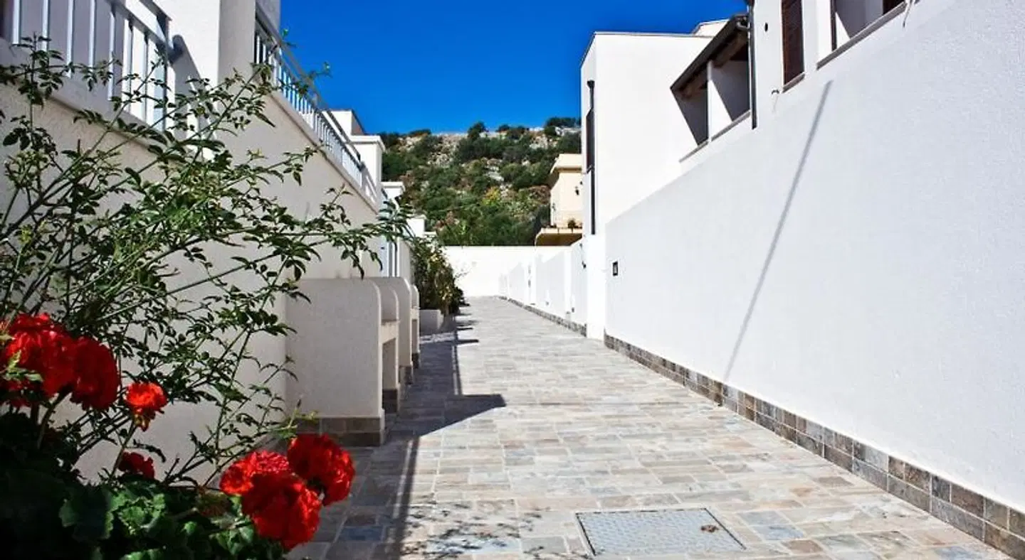 Poseidon Residence EXTERIOR