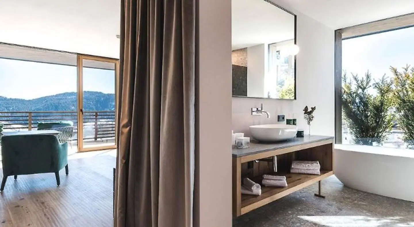 Hotel Hirzer 2781 Badezimmer