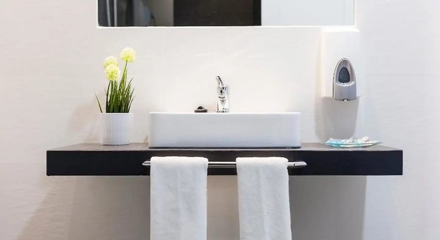 Hostal Overnight Madrid Badezimmer