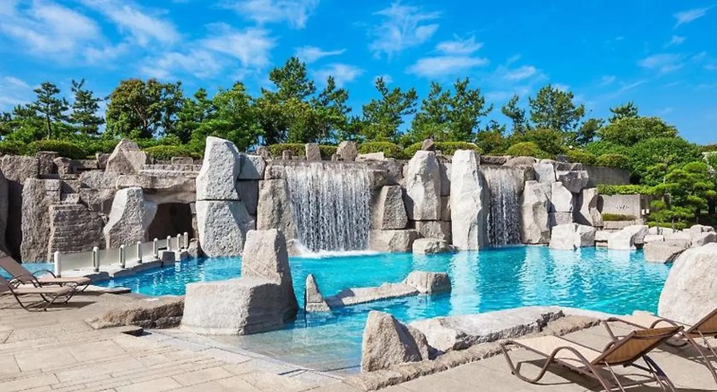 Sheraton Grande Tokyo Bay OUTDOOR_POOL