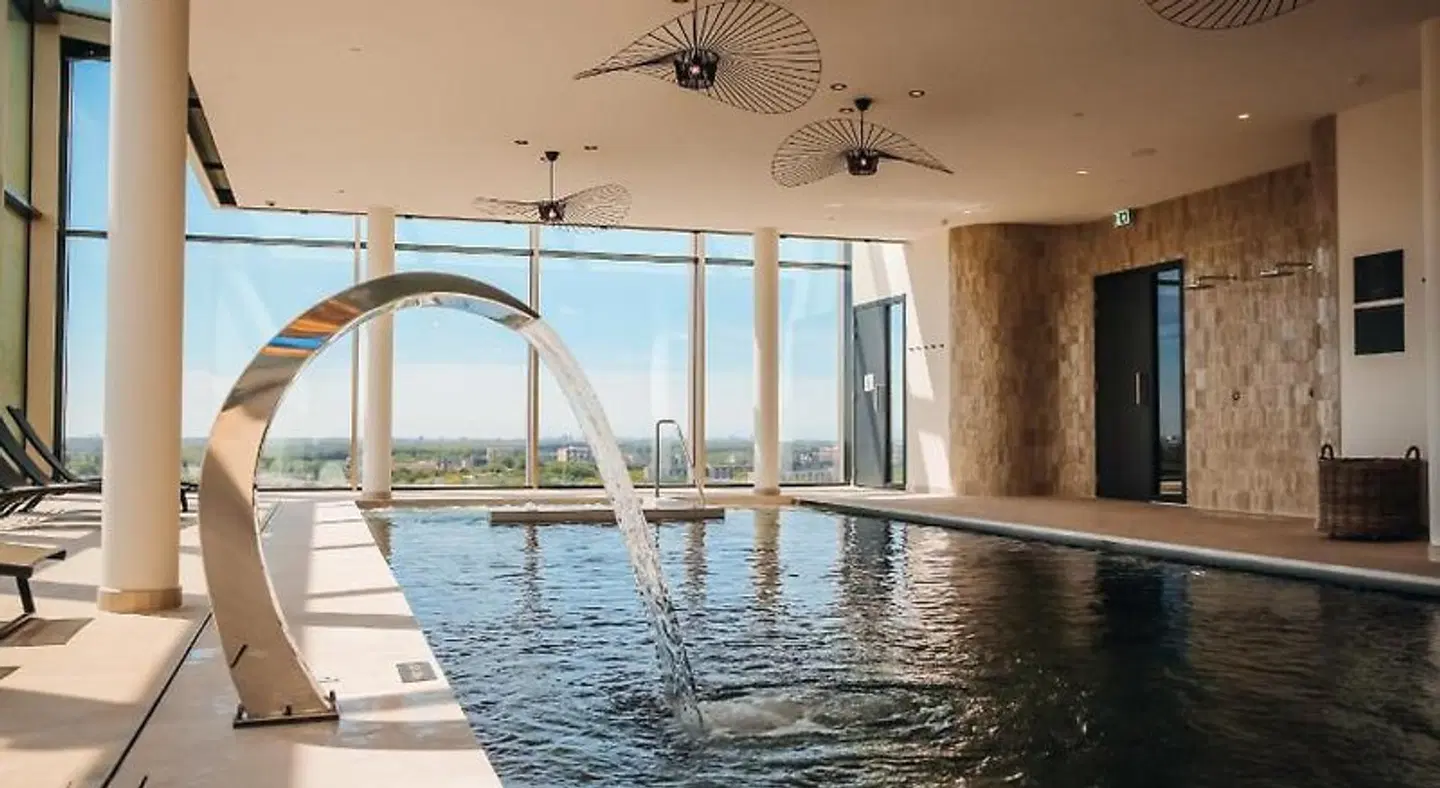 Van der Valk Hotel Schiedam Hallenbad