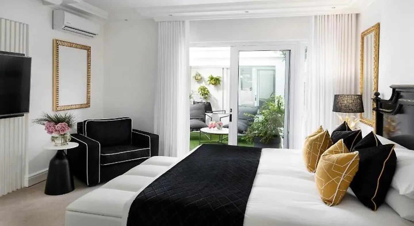 The Clarendon - Bantry Bay ROOM_EXAMPLE