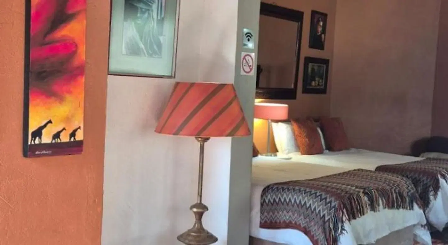 44 on Ennis Guest Lodge and Restaurant ROOM_EXAMPLE