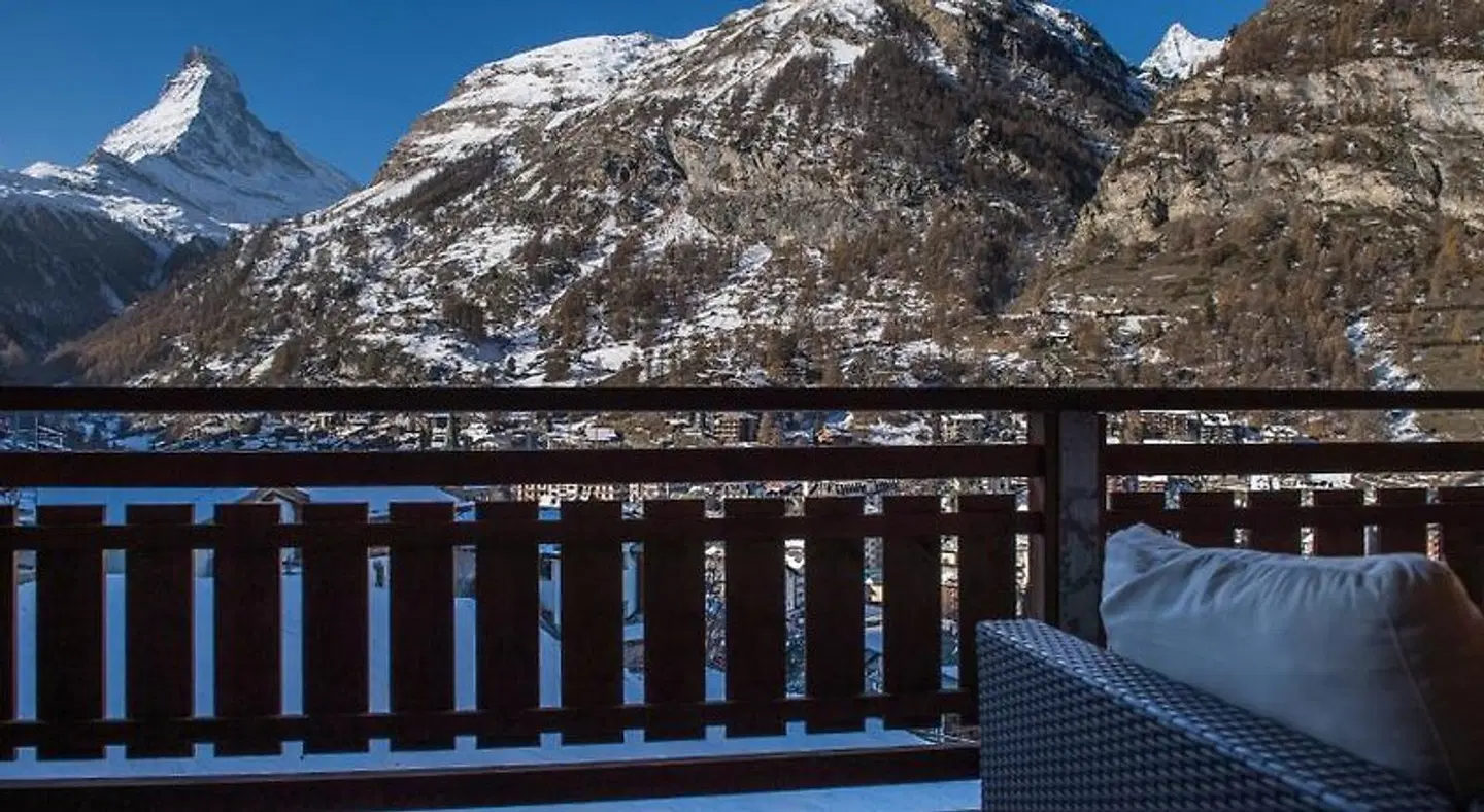 BaseCamp Apartments LANDSCAPE