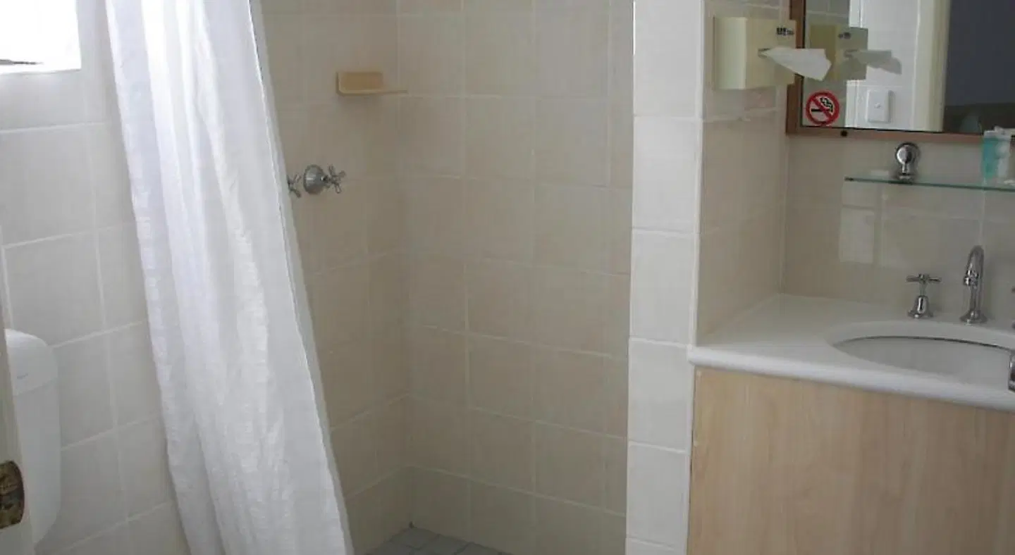 Bega Southtown Motor Inn Badezimmer