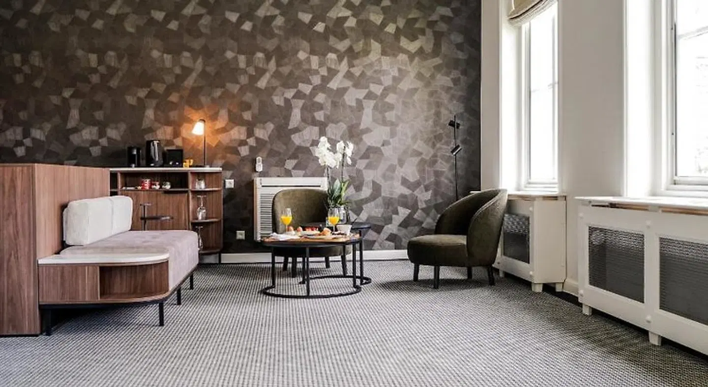 Central Park, by Ron Blaauw LOUNGE_LOBBY