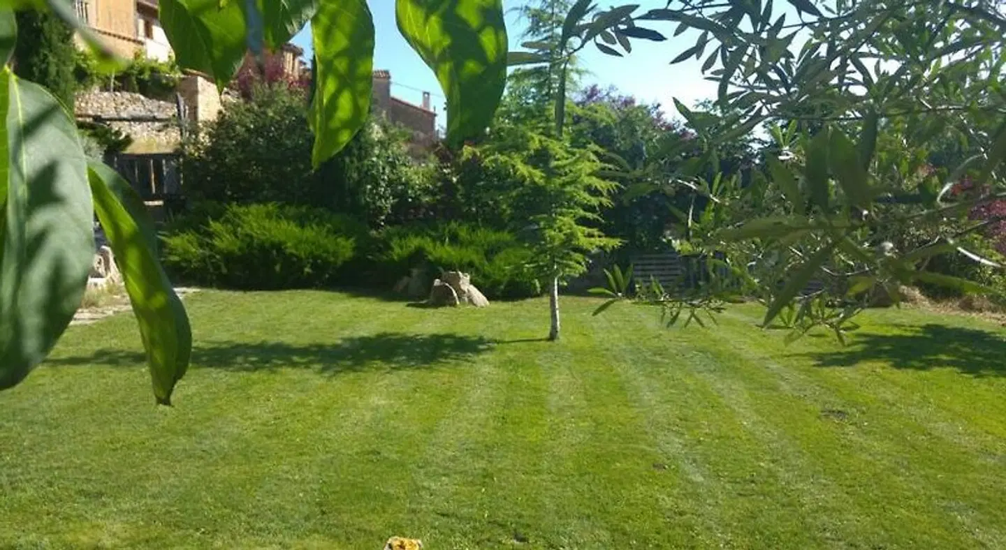 Hotel Rural Calatanazor Garten