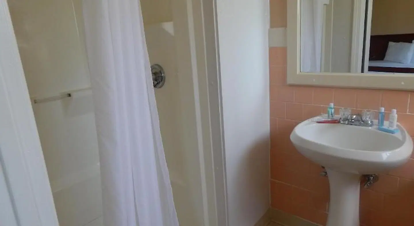 Capri Motel Badezimmer