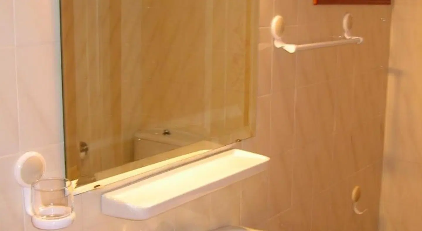 Hotel Bodegón De Peñiscola Badezimmer