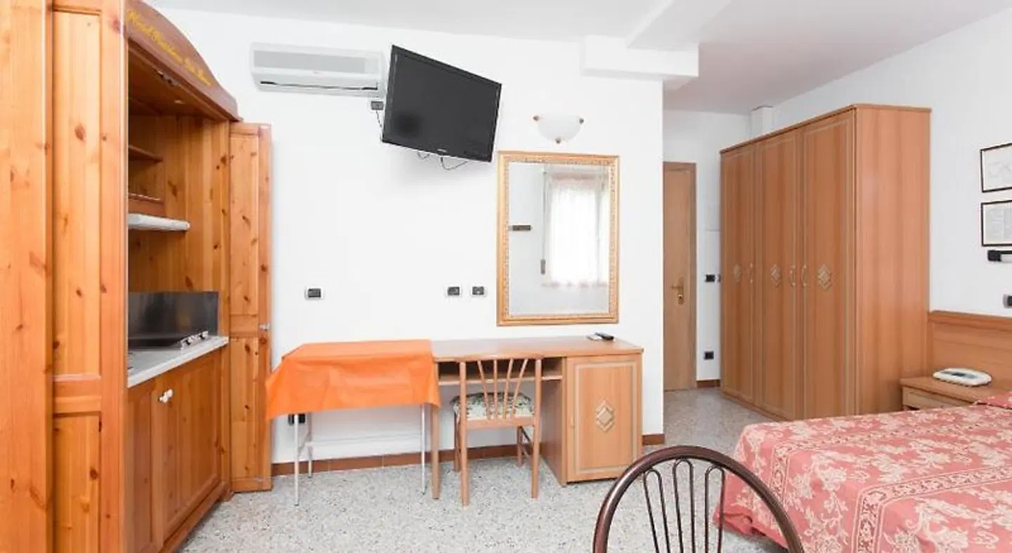 Hotel Residence Des Bains ROOM_EXAMPLE