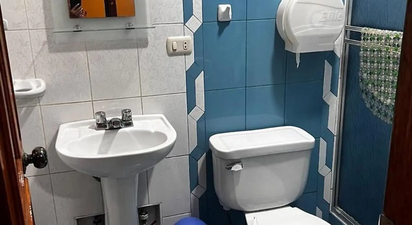 Hotel Colquewasi Badezimmer