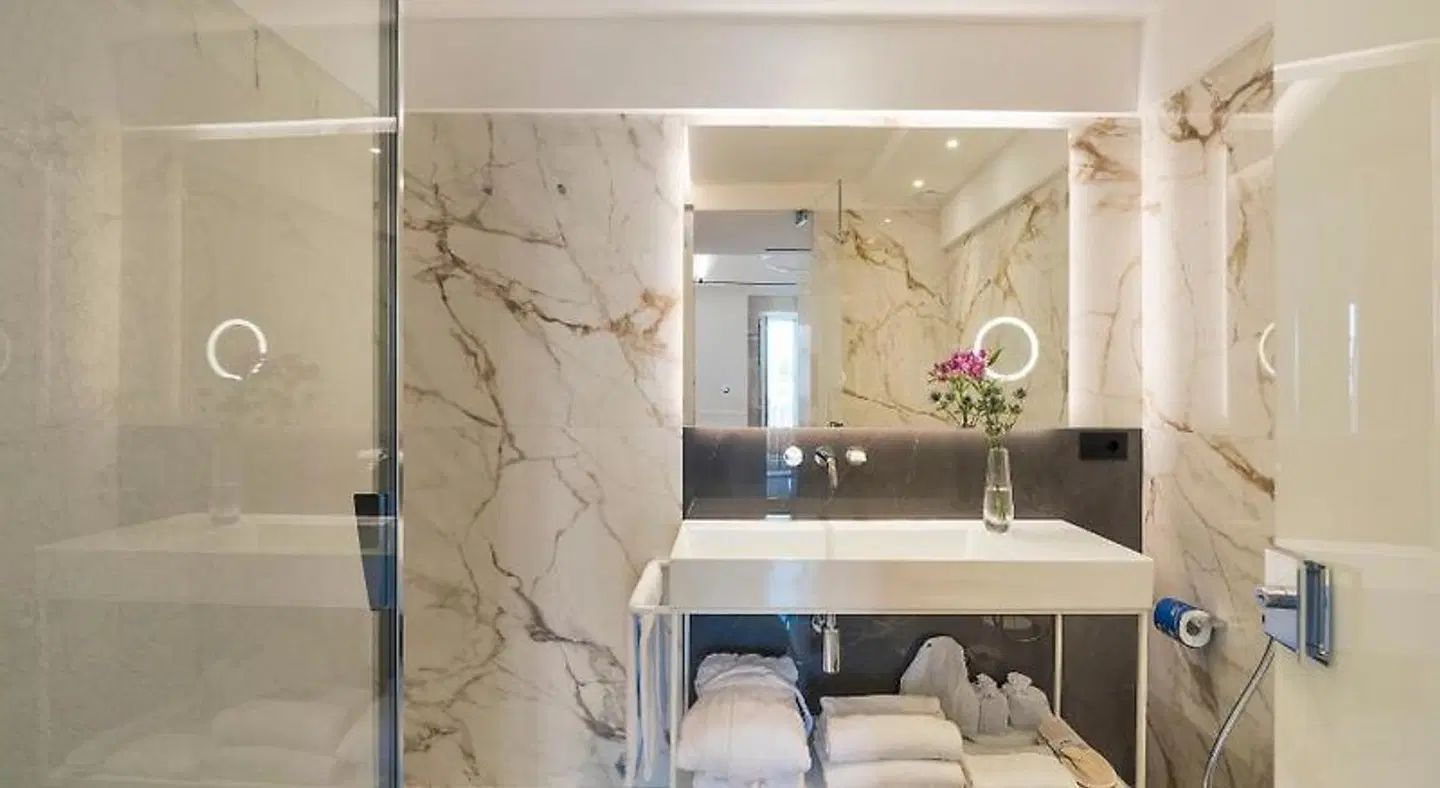 Royal Maniace Hotel Badezimmer