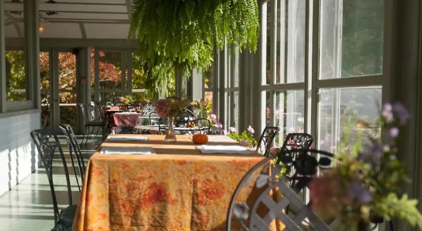 High Tide Inn LOUNGE_LOBBY