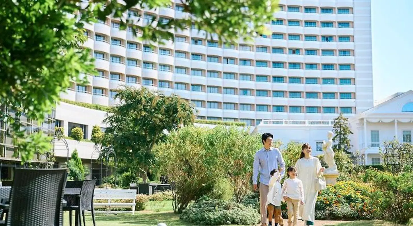 Sheraton Grande Tokyo Bay EXTERIOR