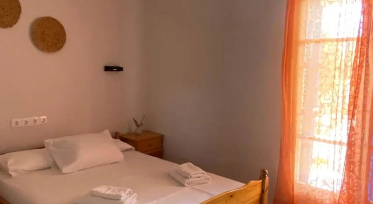 Faros Studios ROOM_EXAMPLE