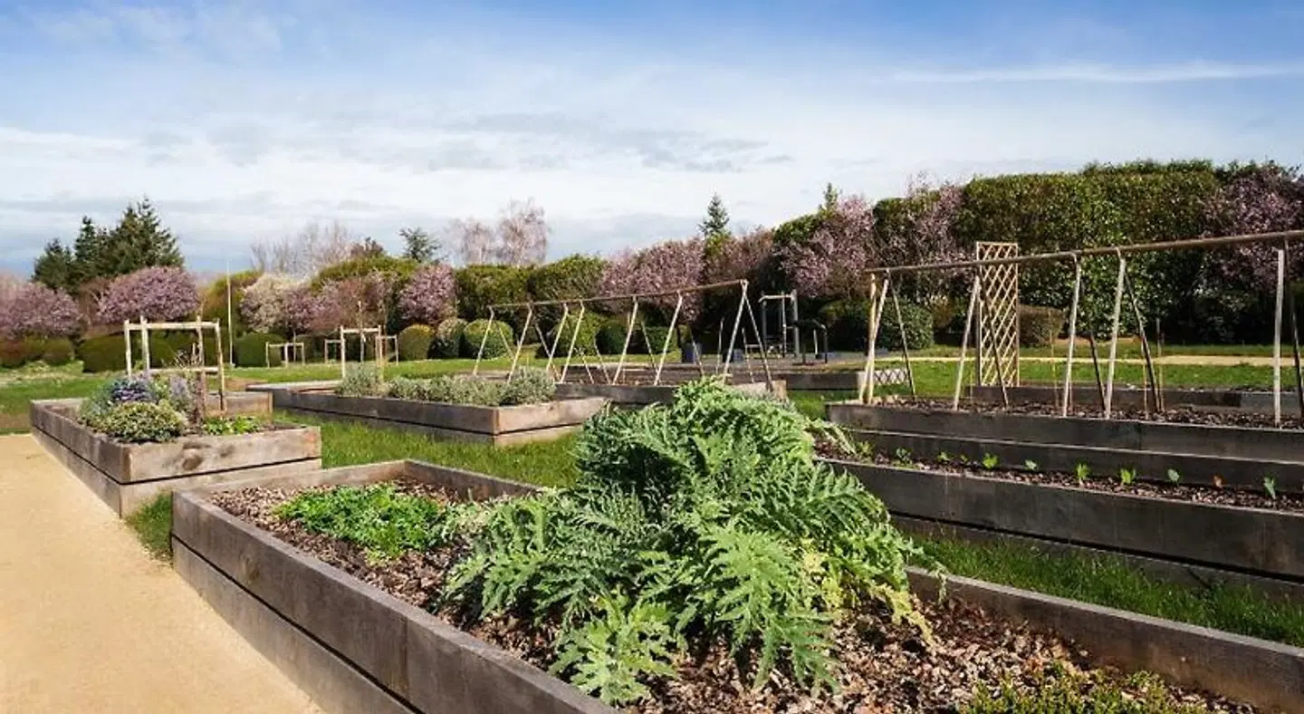 Campanile Villennes Sur Seine - Poissy Garten
