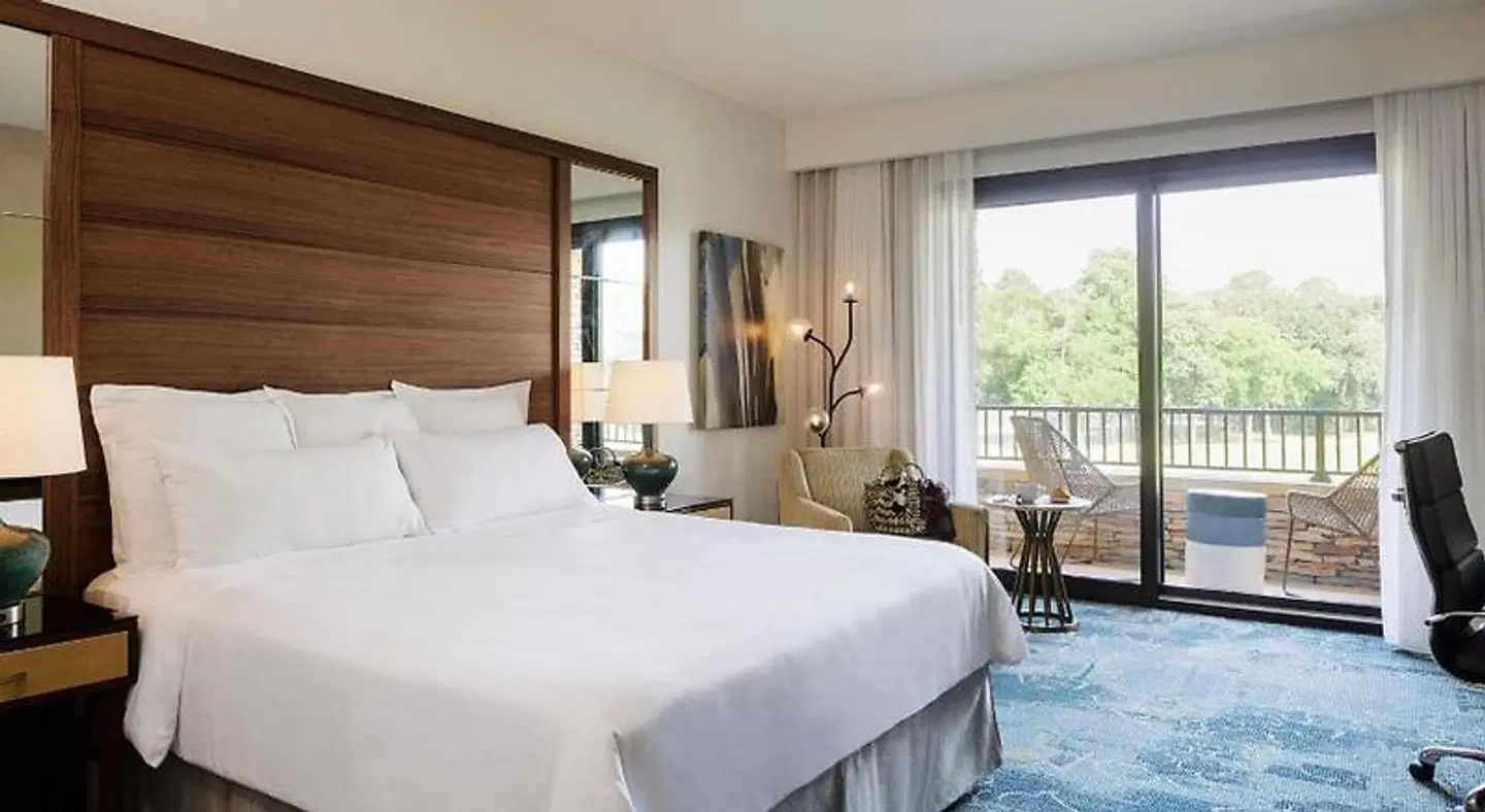 The Woodlands Resort, Curio Collection by Hilton ROOM_EXAMPLE