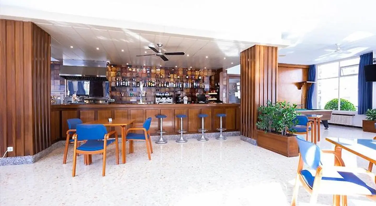 Bell Aire Bar