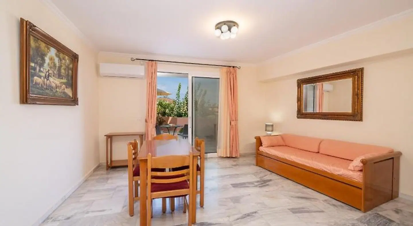 Odysseus Palace ROOM_EXAMPLE