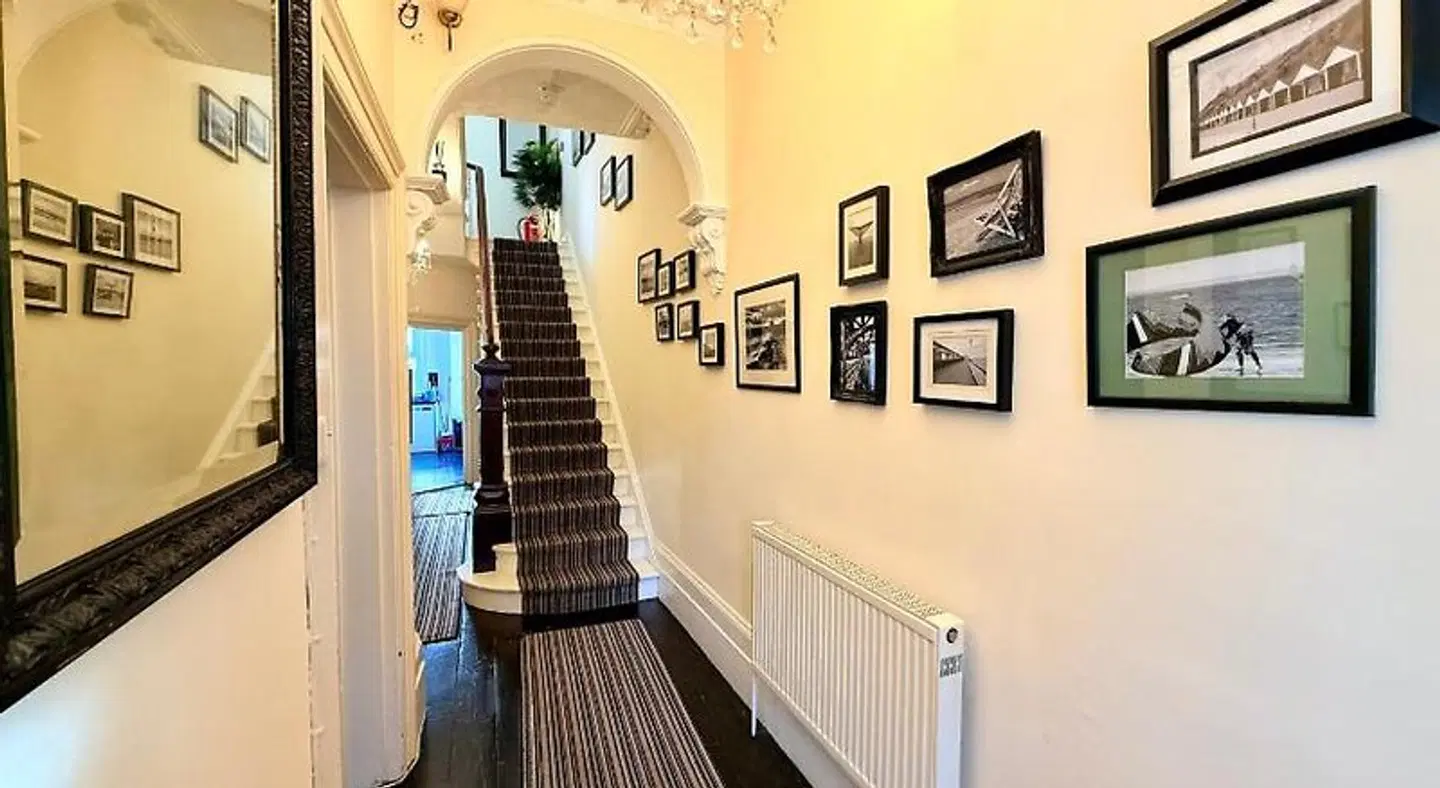 The Hedley Townhouse B&B Bar