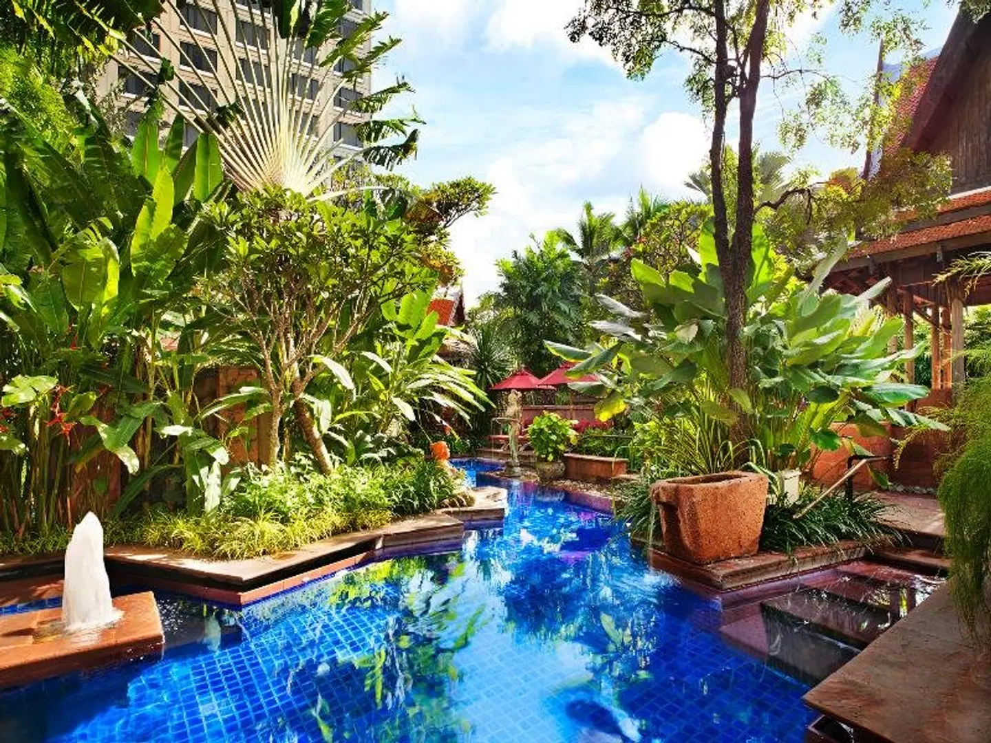 Sheraton Grande Sukhumvit, a Luxury Collection Hotel, Bangkok OUTDOOR_POOL