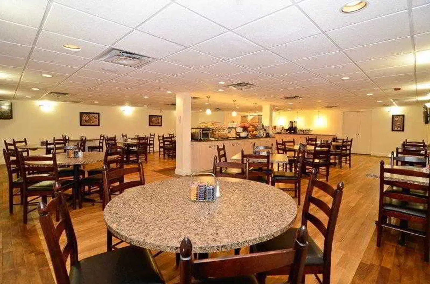 Charlottetown Inn & Conference Centre Bar