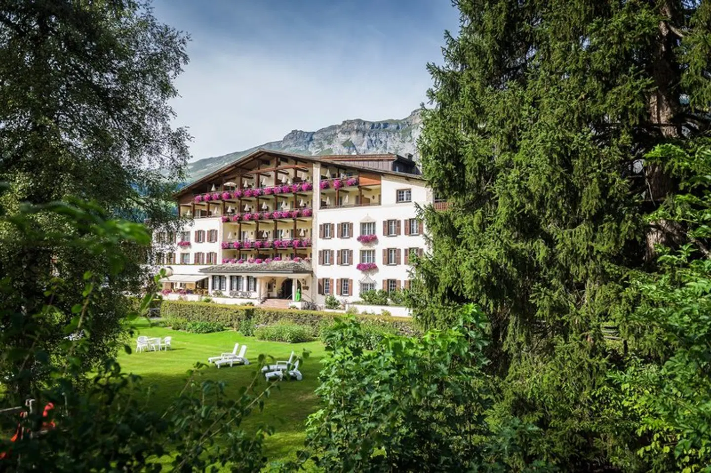 Hotel Adula Garten