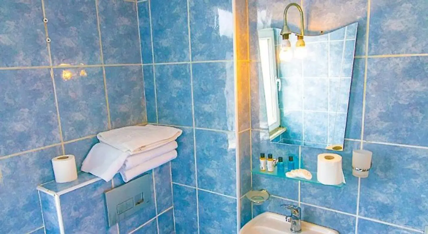 Ancient Town Hotel Badezimmer