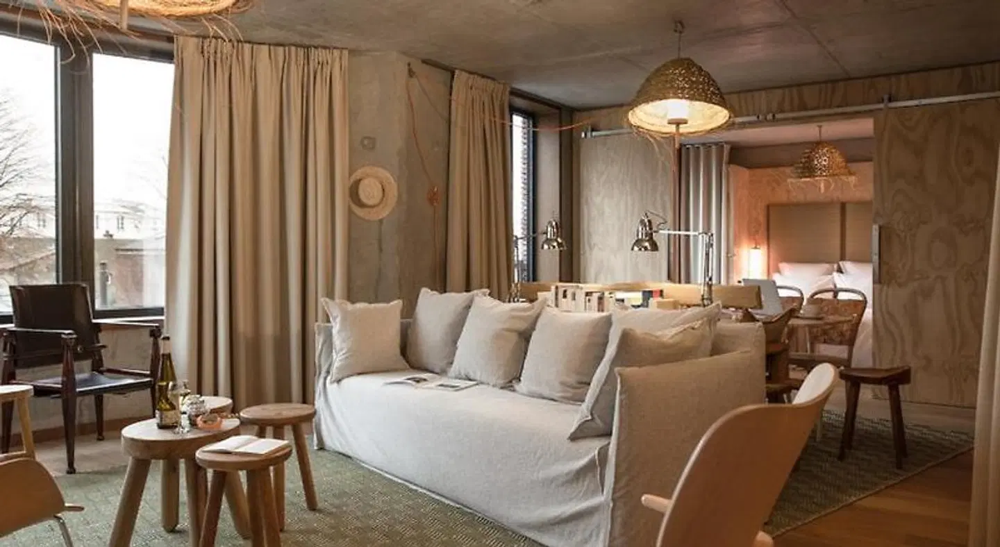 MOB House ROOM_EXAMPLE