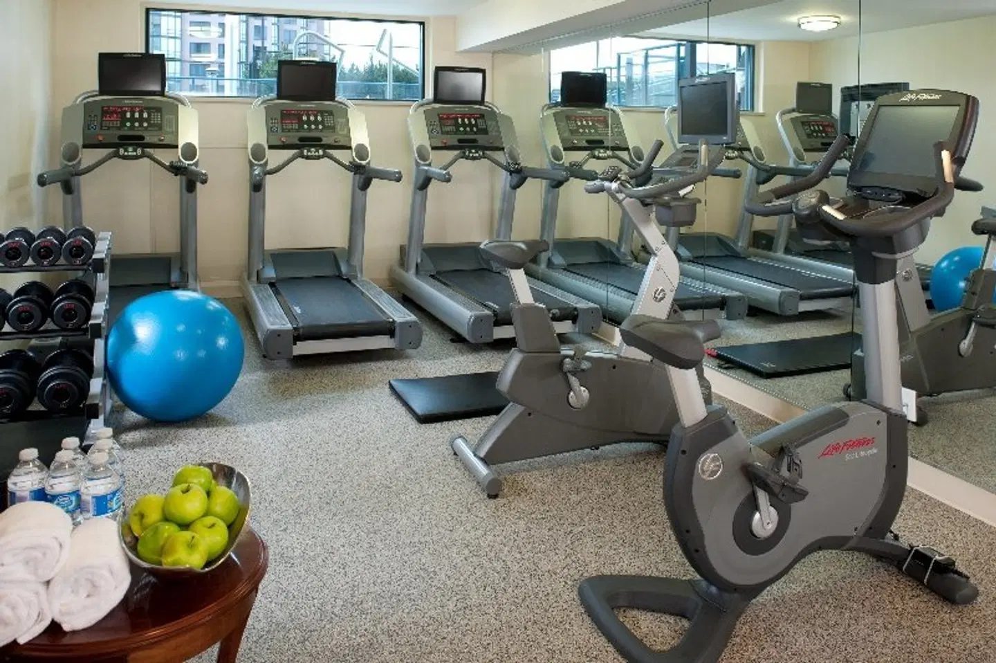 Vancouver Airport Marriott SPORTS_AND_LEISURE