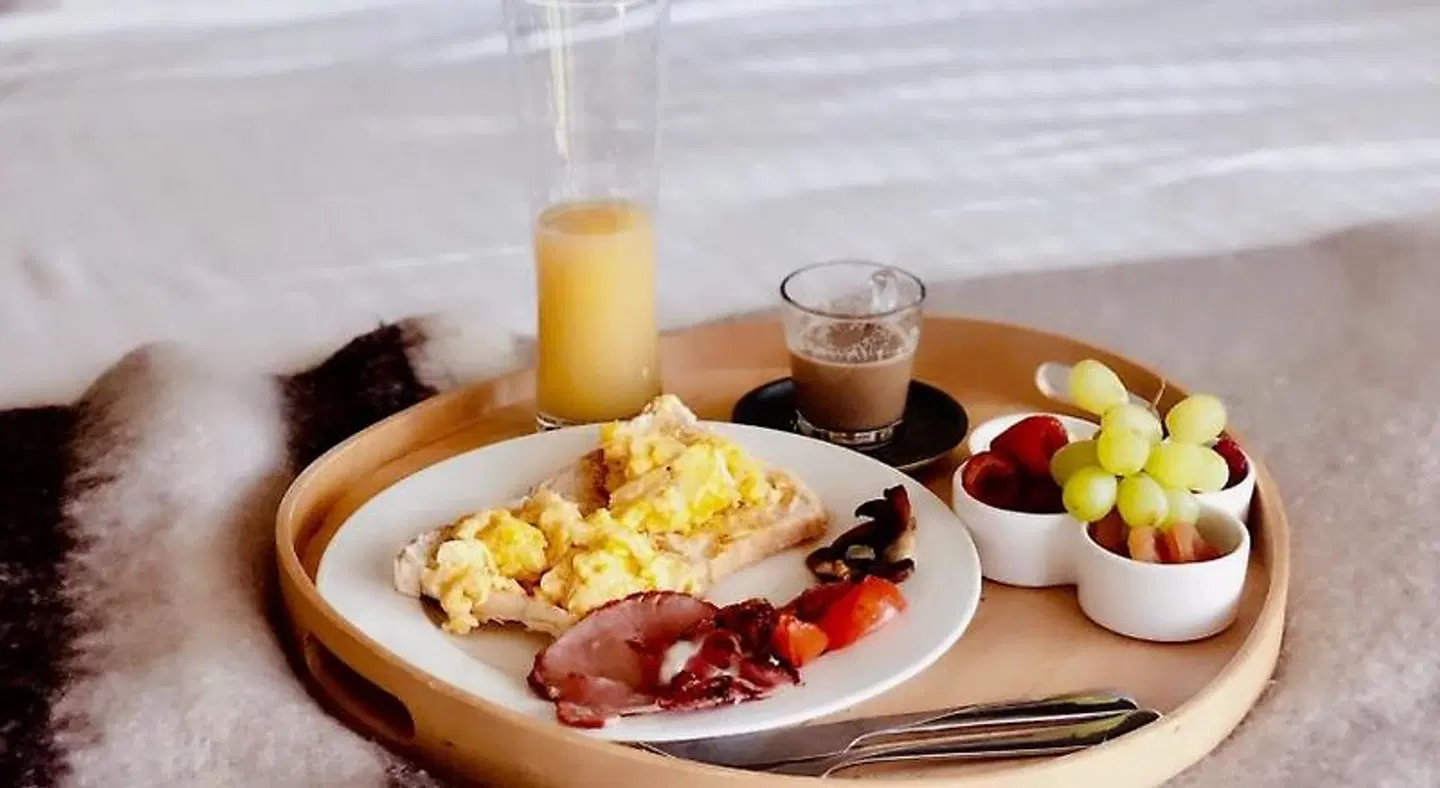 Somewhere Unique Restaurant