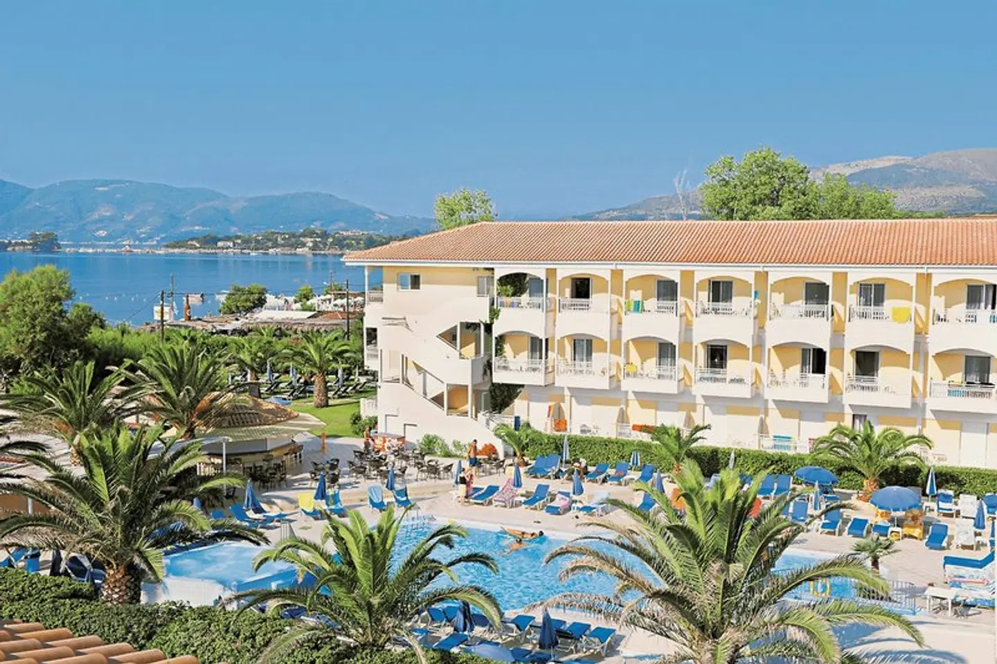 Poseidon Beach Hotel EXTERIOR