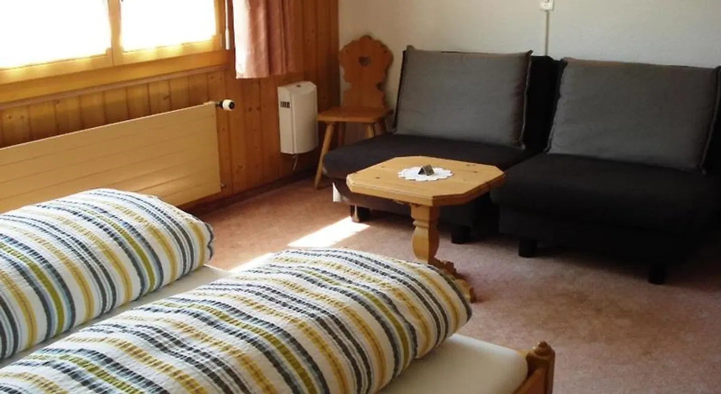 Bahnhof ROOM_EXAMPLE