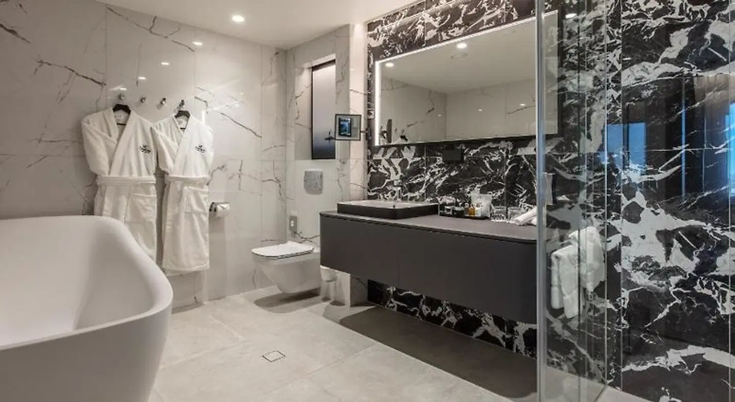 Radisson Collection Hotel, Tallinn Badezimmer