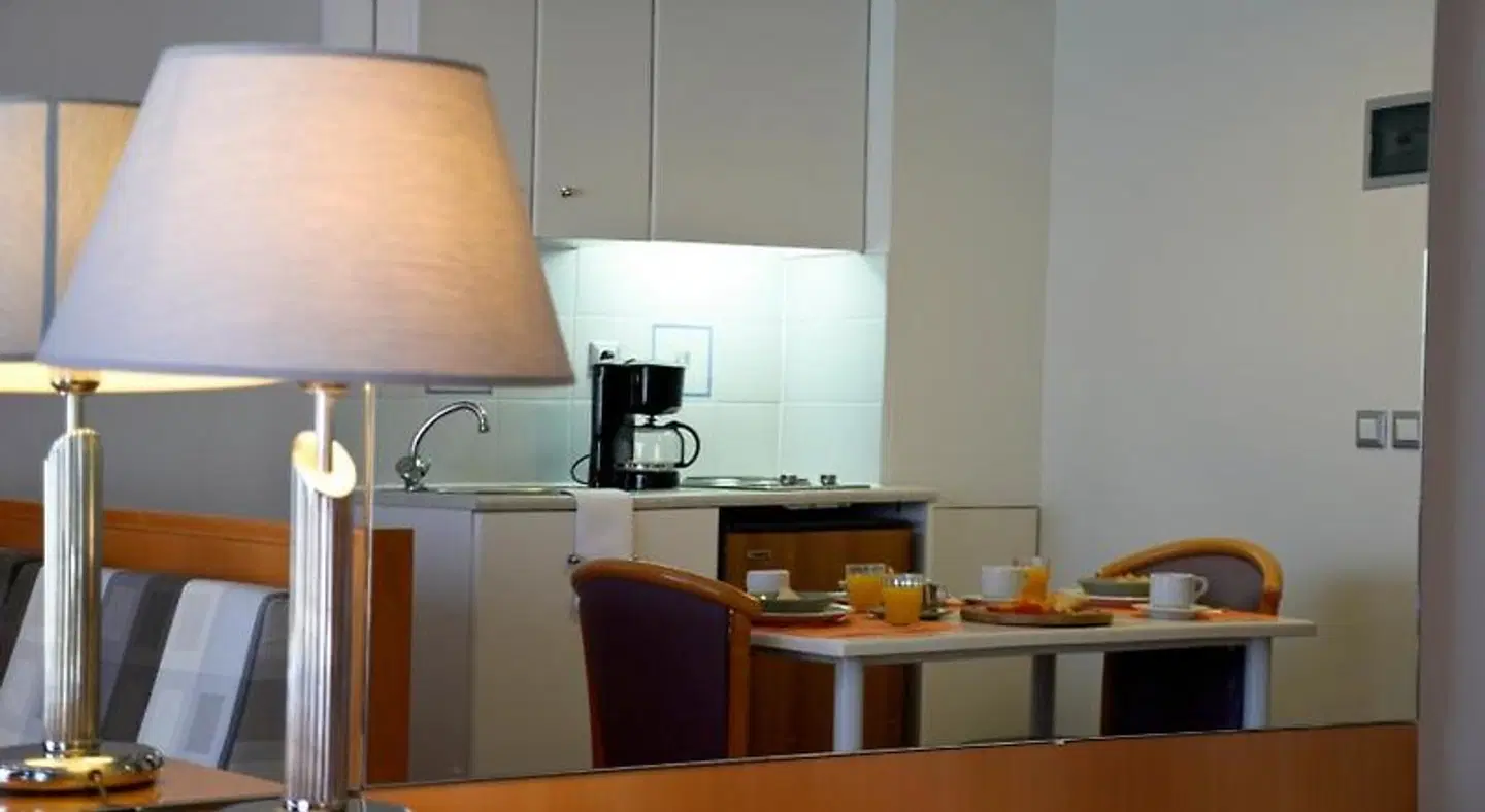 Athena Hotel ROOM_EXAMPLE