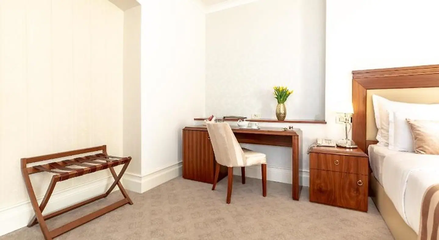 Le Premier ROOM_EXAMPLE